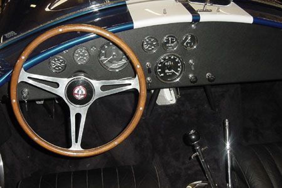  Shelby Cobra 427 1964 года  (фото 18 из 139)